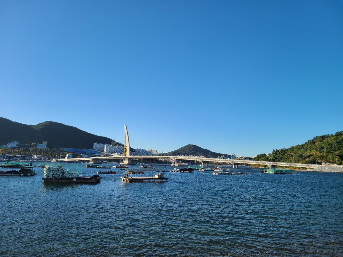 Ocean Marina Suite View Yeosu Zewnętrze zdjęcie